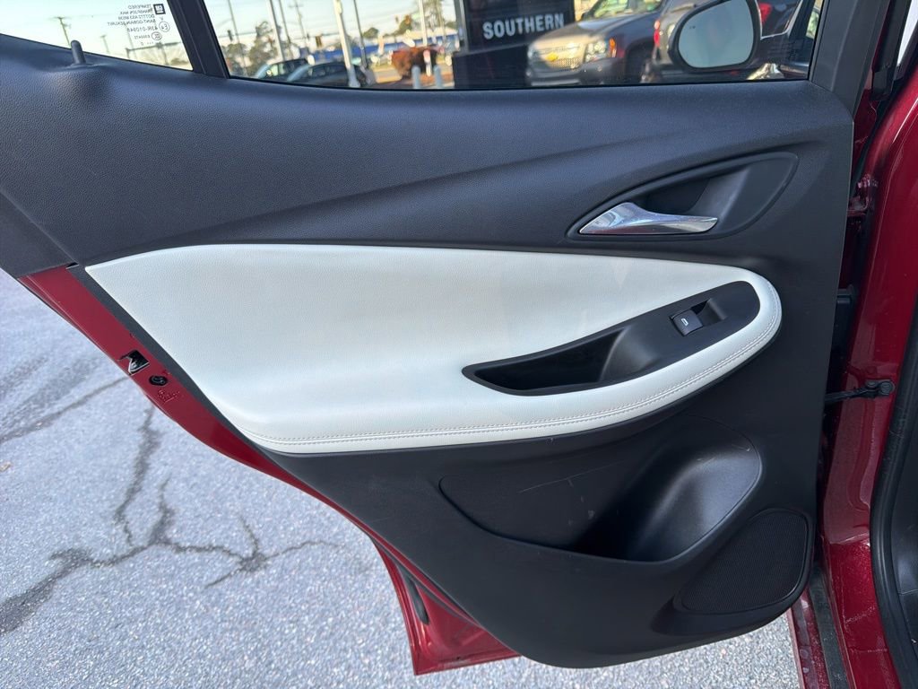 Used 2021 Buick Encore GX Select w/ Sport Touring Package image 23