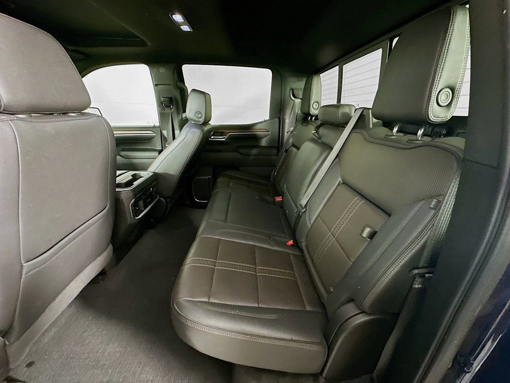 Used 2022 Chevrolet Silverado 1500 High Country w/ High Country Premium Package image 33