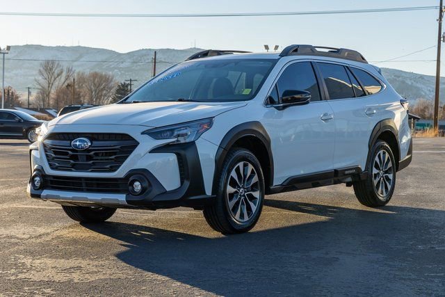 Used 2023 Subaru Outback Limited AWD/4WD image 29