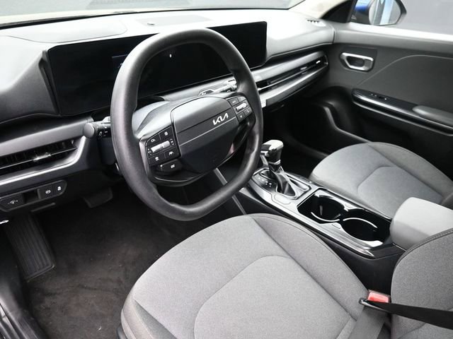 Used 2025 Kia K4 LXS image 18