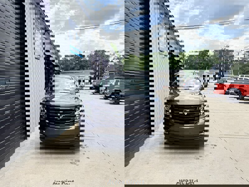 Used 2018 Chevrolet Tahoe Premier AWD/4WD image 14