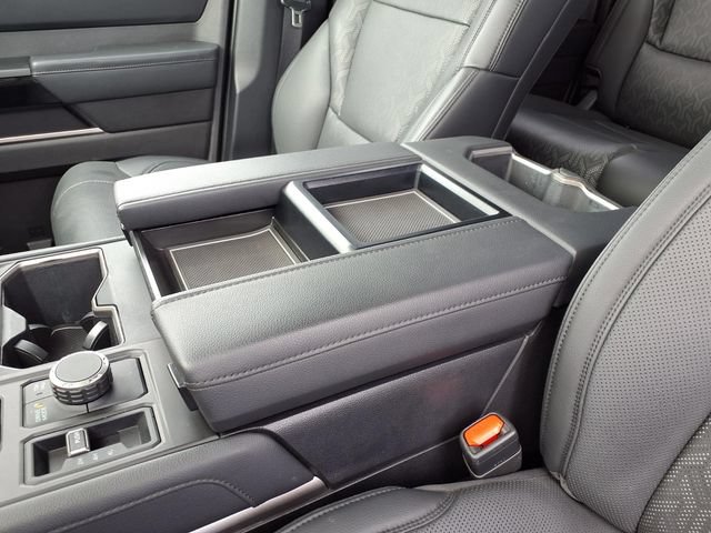 Used 2024 Toyota Tundra Limited AWD/4WD image 60