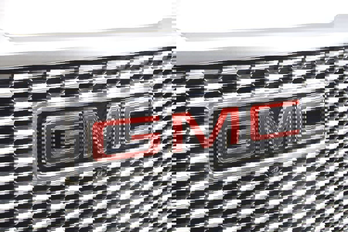 Used 2021 GMC Yukon XL Denali w/ Advanced Technology Package image 20