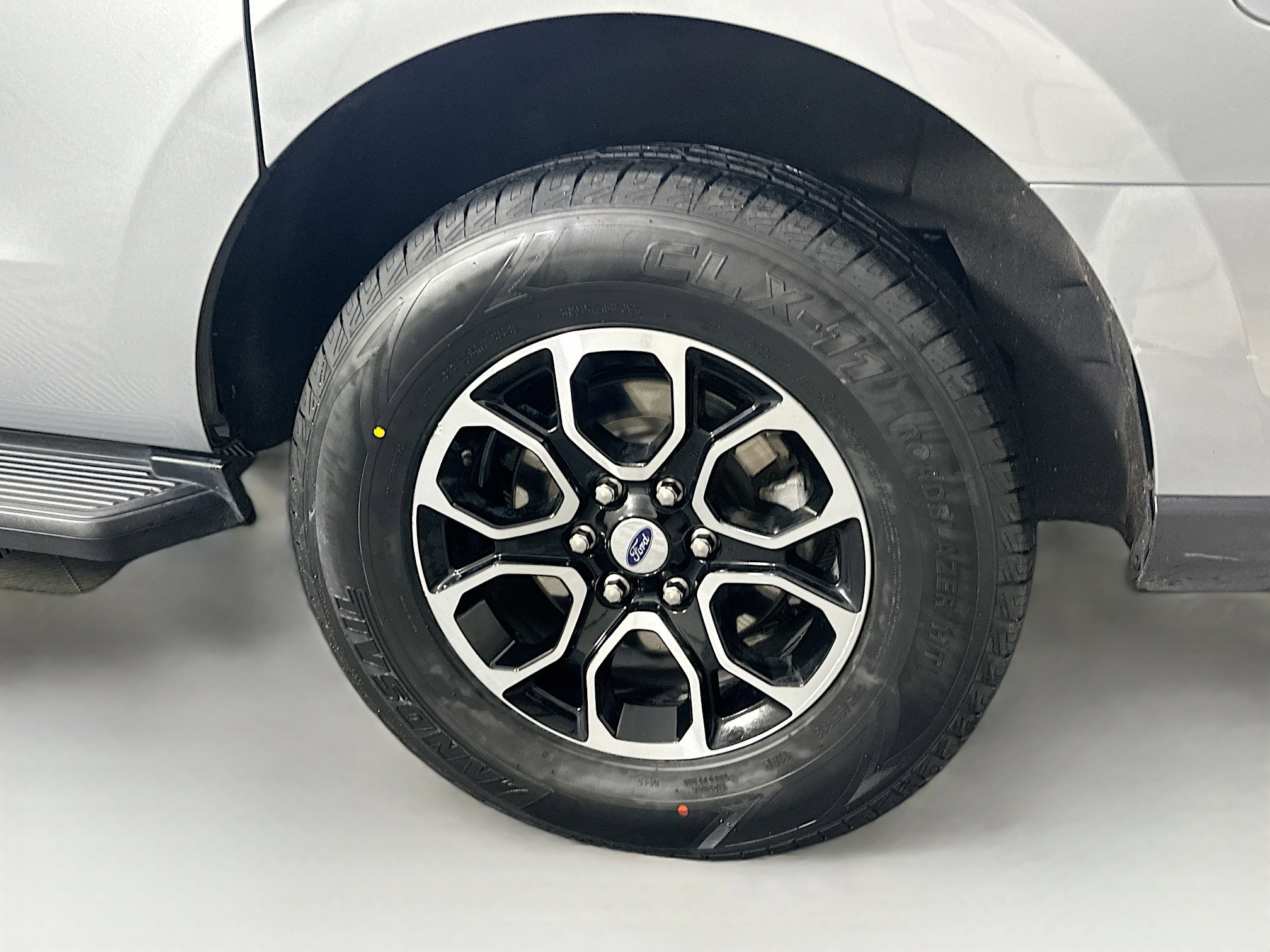 Used 2024 Ford Expedition Max XLT image 11
