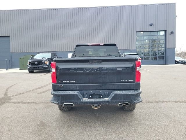 Used 2020 Chevrolet Silverado 1500 Custom Trail Boss w/ Custom Convenience Package image 4