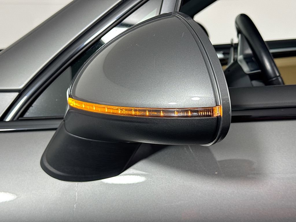 Used 2016 Porsche Cayenne S image 20