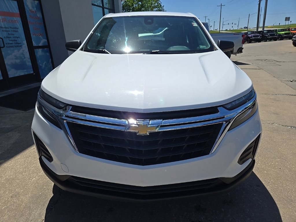 Used 2023 Chevrolet Equinox LS FWD image 18