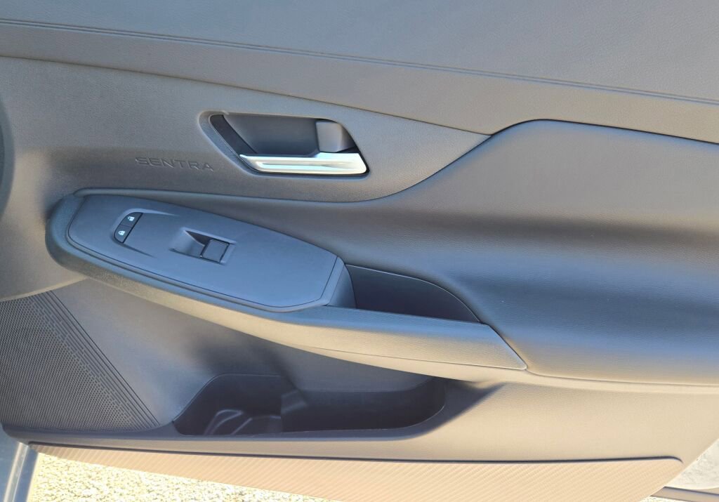 New 2026 Nissan Sentra SV w/ Floor Mat Package FWD image 5