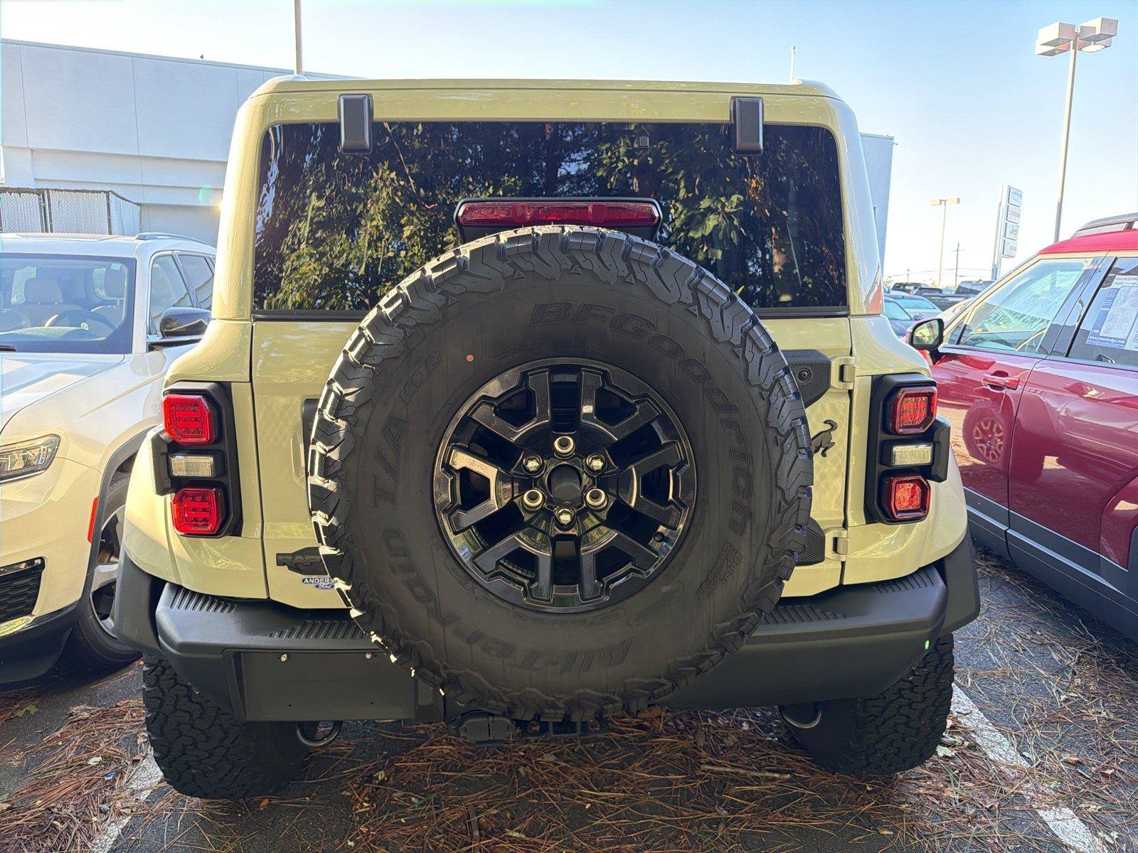 Used 2025 Ford Bronco Raptor AWD/4WD image 5