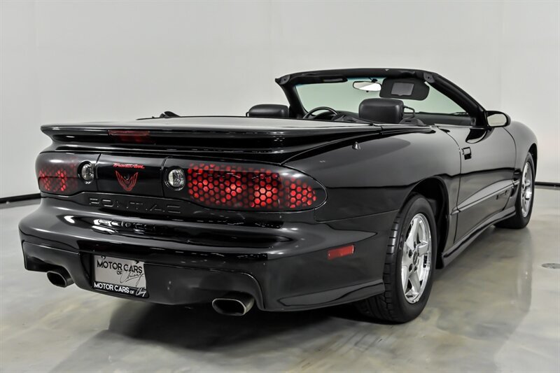Used 2002 Pontiac Firebird Trans Am RWD image 10
