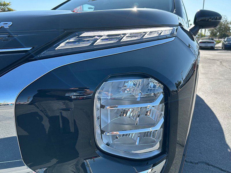 New 2025 Mitsubishi Outlander SEL AWD/4WD image 9