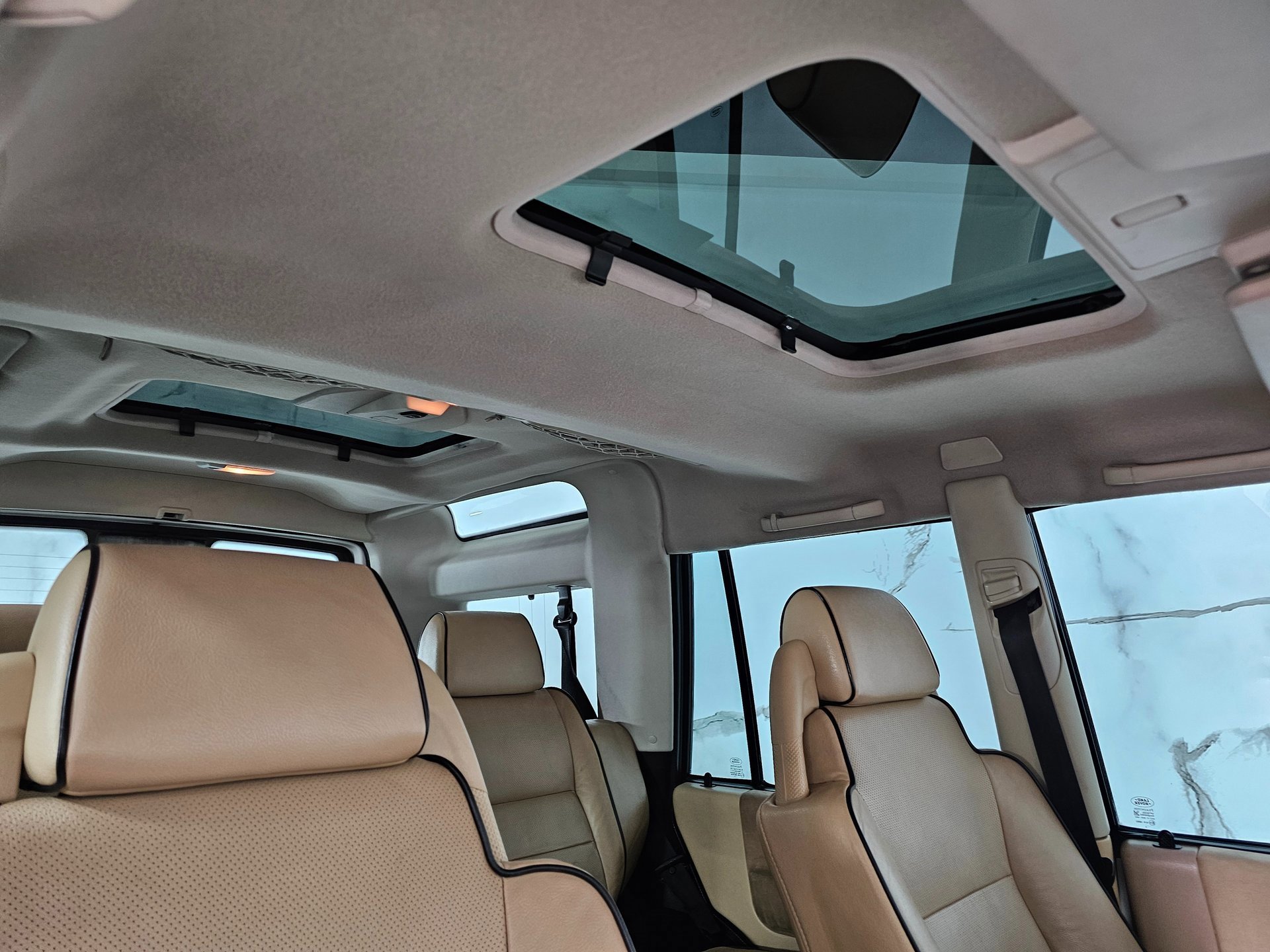 Used 2003 Land Rover Discovery SE image 14