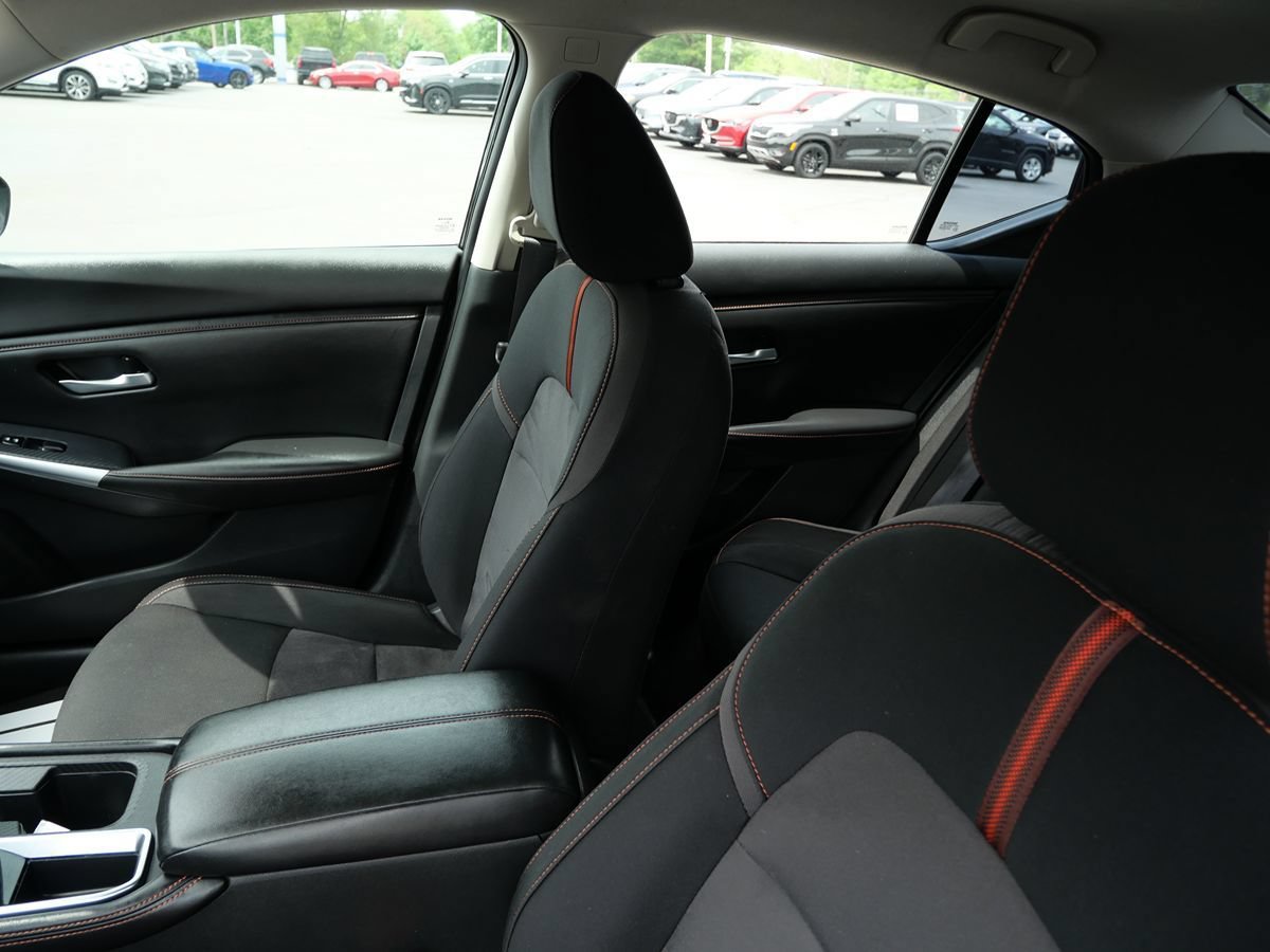 Used 2020 Nissan Sentra SR w/ Electronics Package FWD image 11