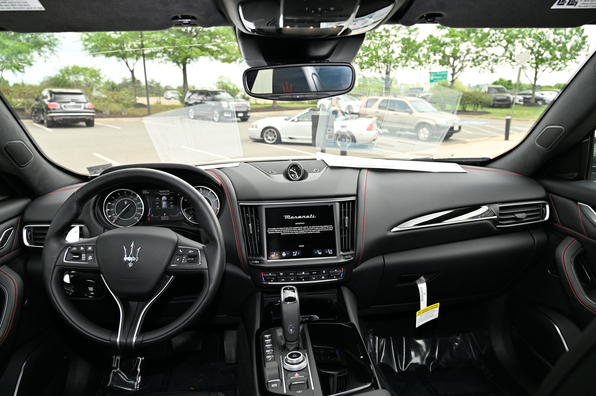 Used 2024 Maserati Levante Modena Ultima AWD/4WD image 33