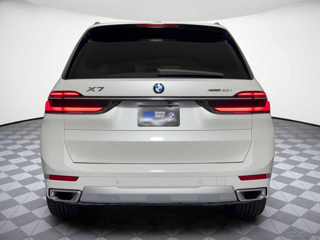 Certified 2023 BMW X7 xDrive40i w/ Premium Package AWD/4WD image 11