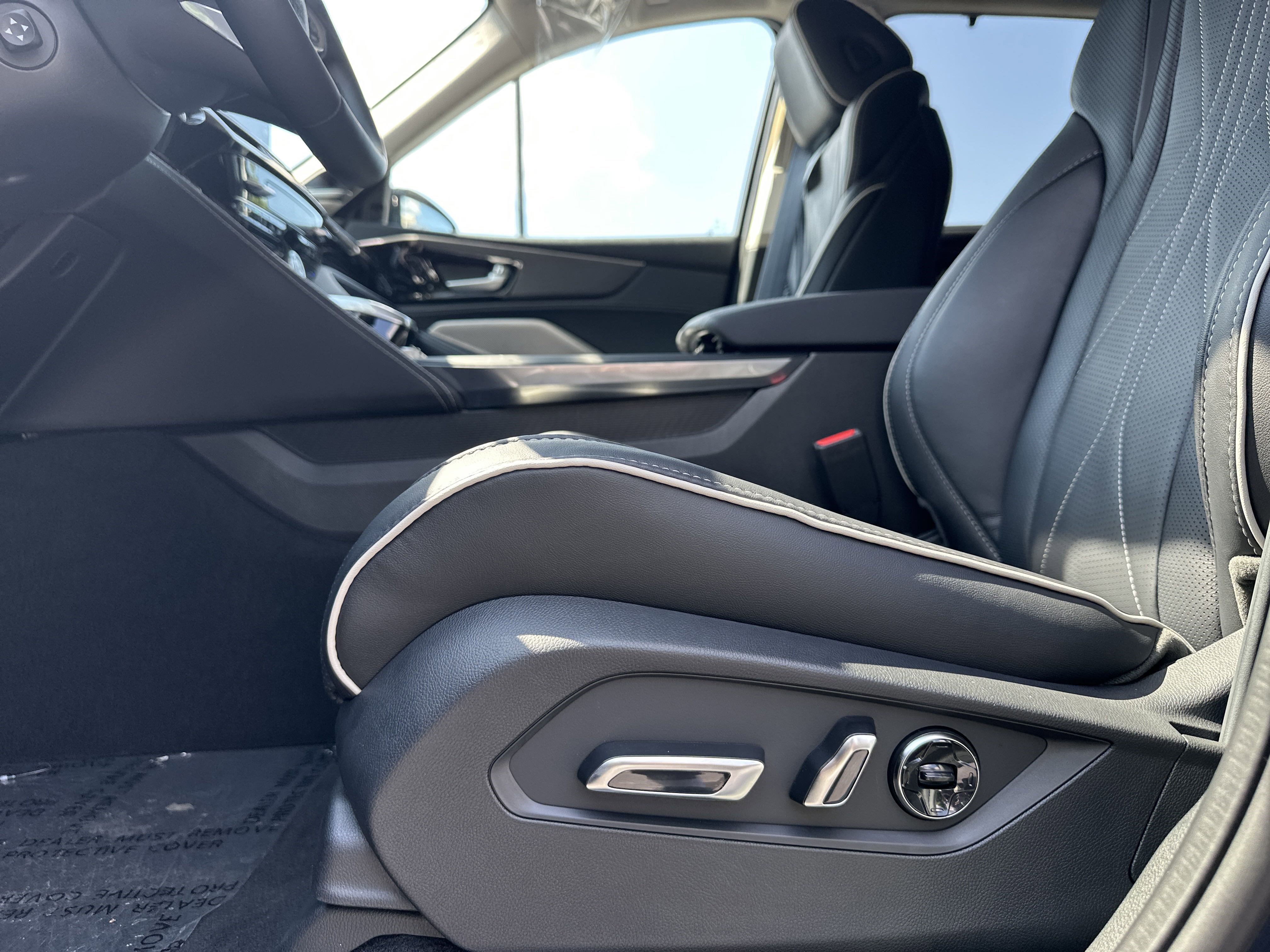New 2026 Acura MDX SH-AWD w/ Advance Package image 9