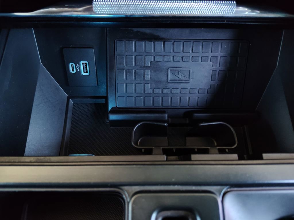 Used 2021 Ford F150 Platinum w/ Equipment Group 701A High image 6