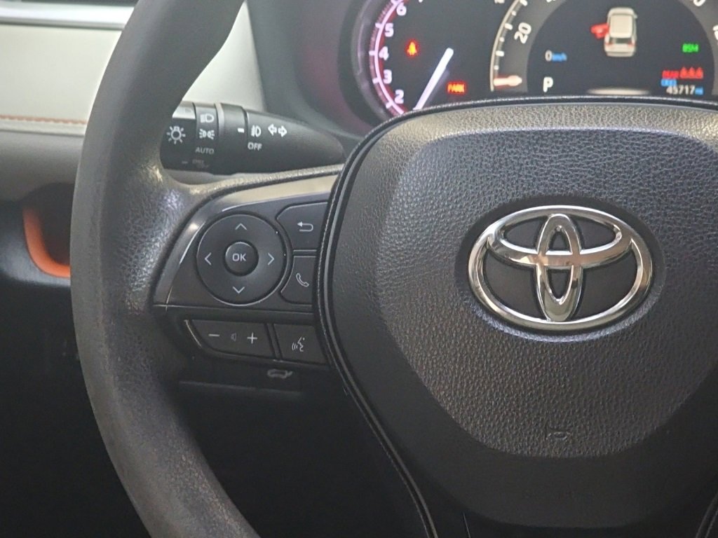 Used 2019 Toyota RAV4 Adventure image 18