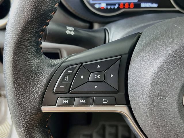 Used 2024 Nissan Versa SR FWD image 13