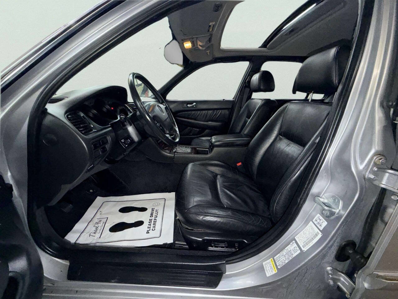 Used 2002 Acura RL image 19