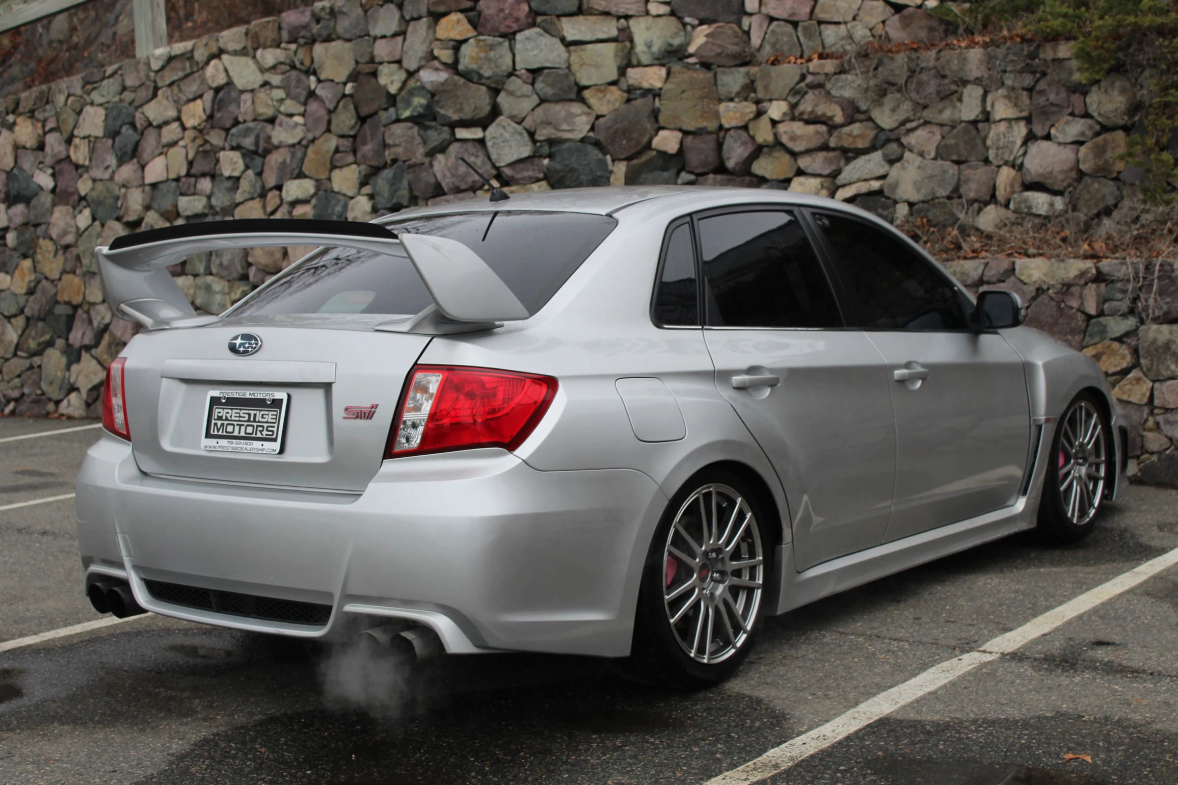 Used 2011 Subaru Impreza WRX STI image 9
