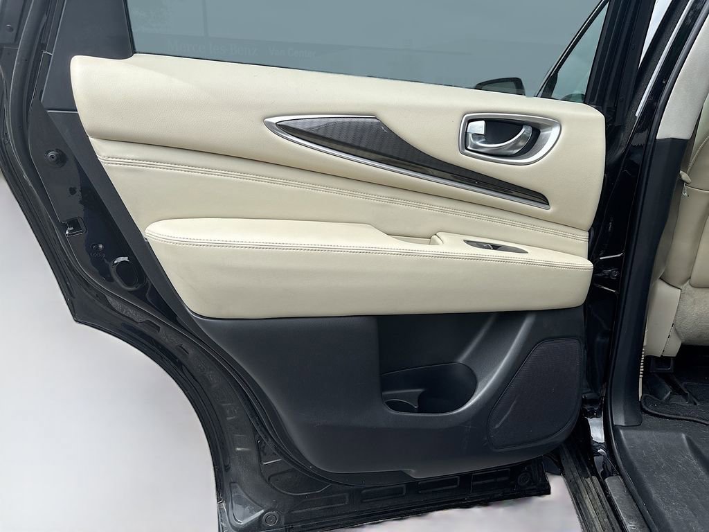 Used 2017 INFINITI QX60 Luxe w/ Premium Plus Package AWD/4WD image 17
