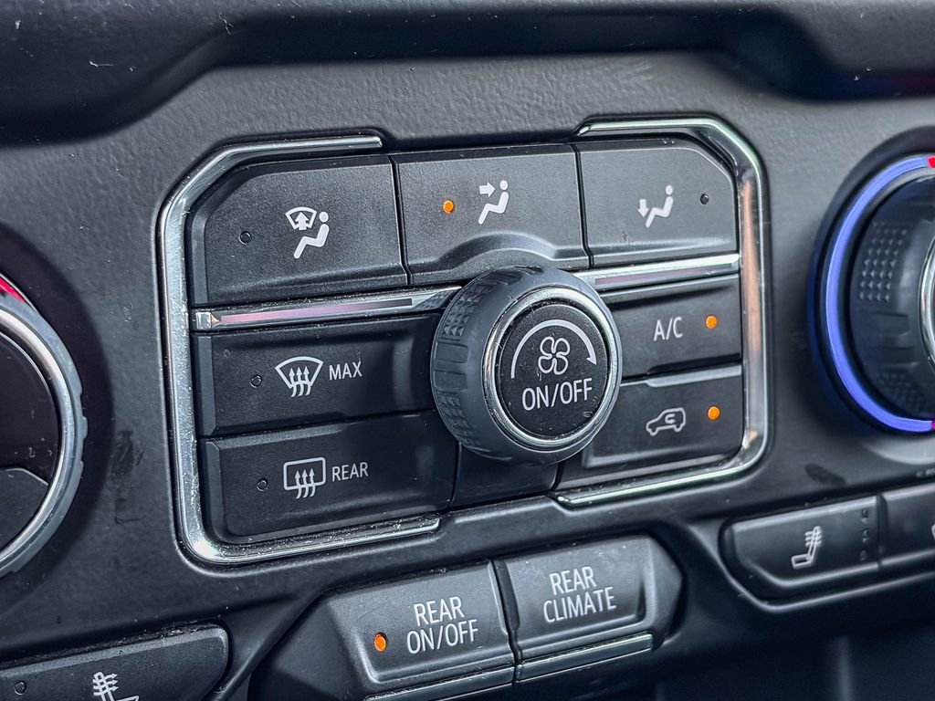 Used 2021 Chevrolet Tahoe Z71 image 29