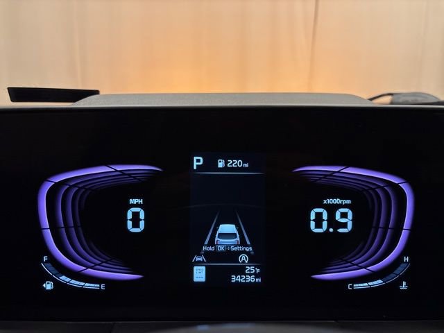 Certified 2024 Kia Telluride LX image 13