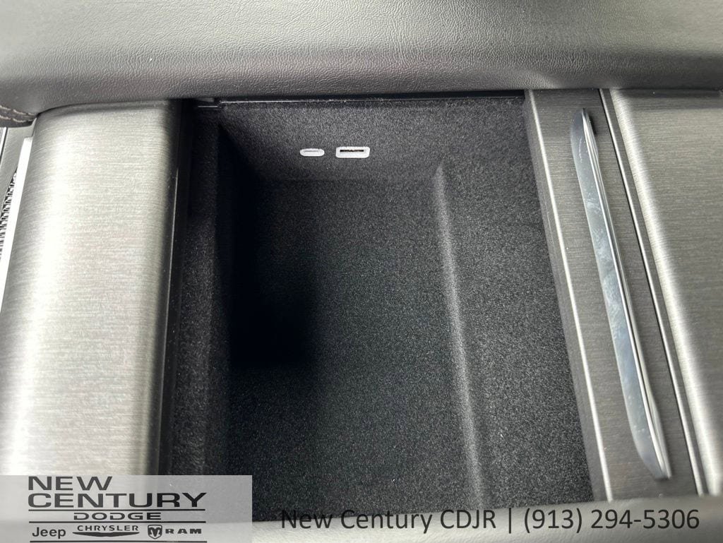 New 2026 Jeep Grand Wagoneer Limited AWD/4WD image 41