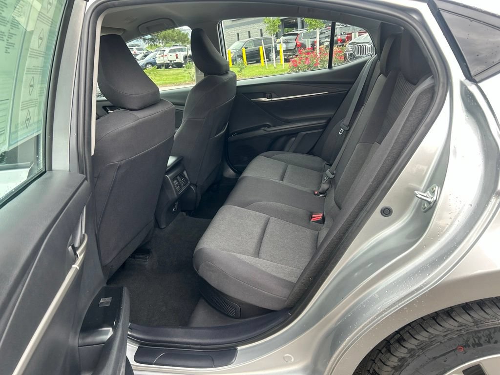 Used 2025 Toyota Camry LE FWD image 18