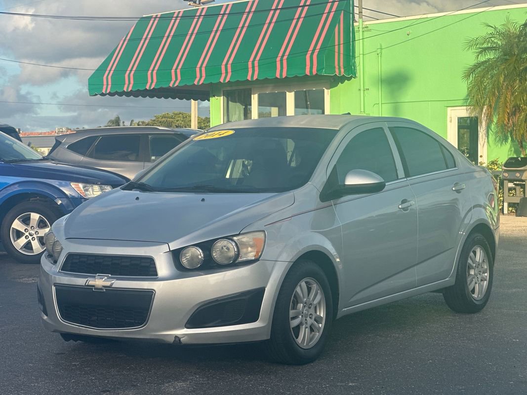 Used 2014 Chevrolet Sonic LT image 1