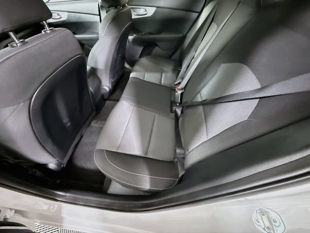 Certified 2024 Kia Forte LXS w/ LXS Technology Package FWD image 26