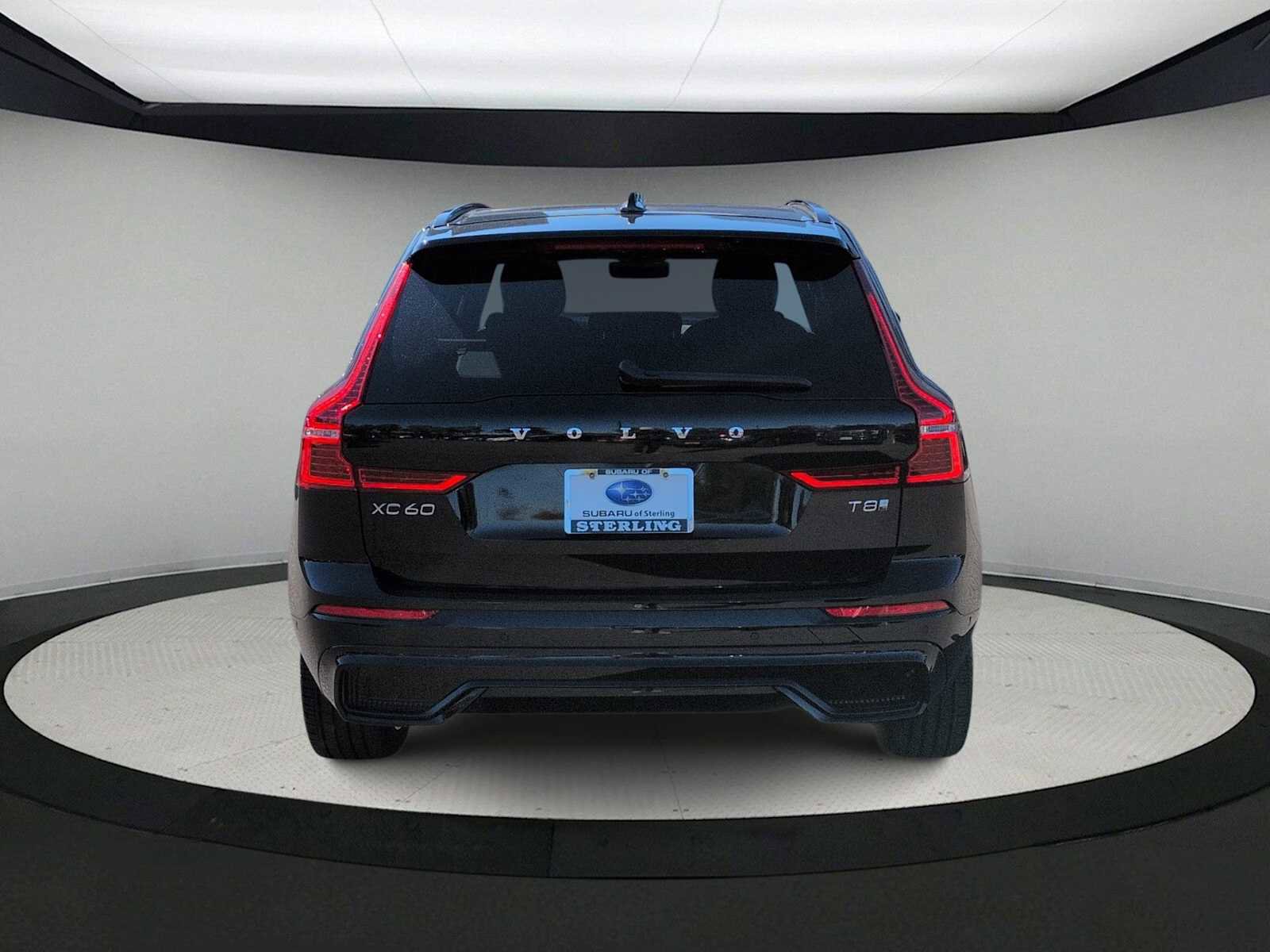 Used 2025 Volvo XC60 T8 Ultra image 7