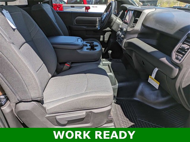 New 2024 RAM 3500 Tradesman w/ Chrome Appearance Group image 26