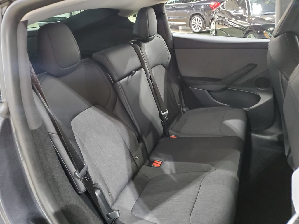 Used 2026 Tesla Model Y 2WD image 19