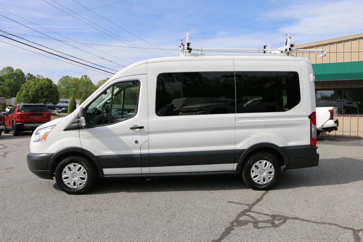 Used 2018 Ford Transit 150 XLT RWD image 2