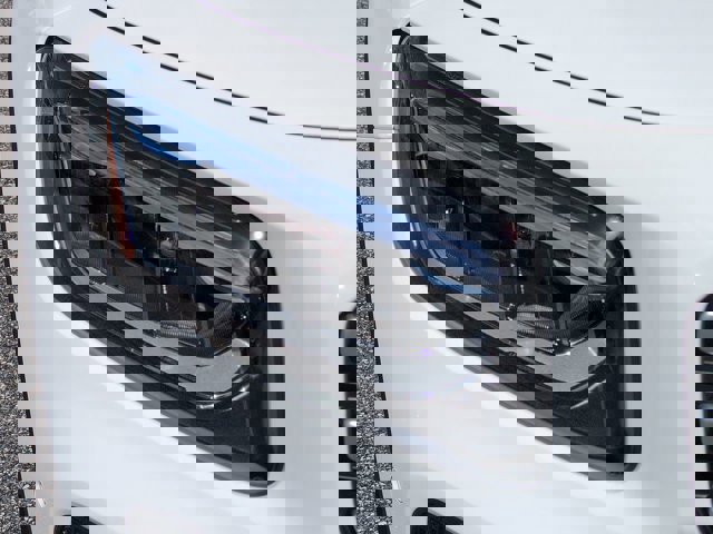 Used 2025 Mercedes-Benz GLB 250 GLB 250 image 10