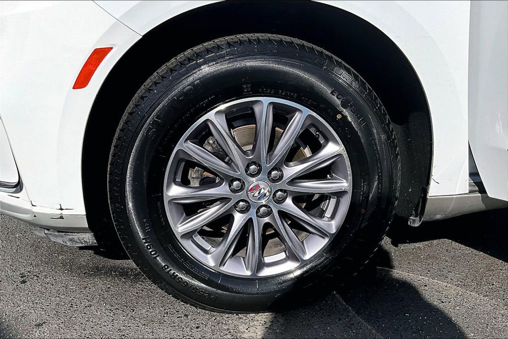 Used 2023 Buick Enclave Essence FWD image 34