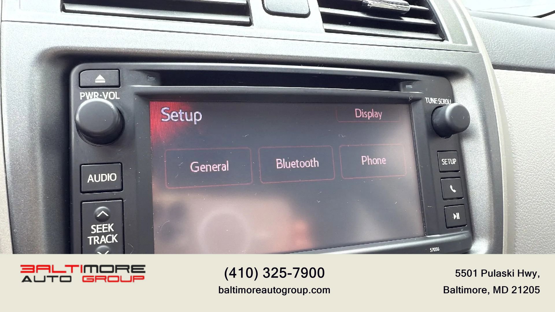 Used 2013 Toyota Corolla LE image 29