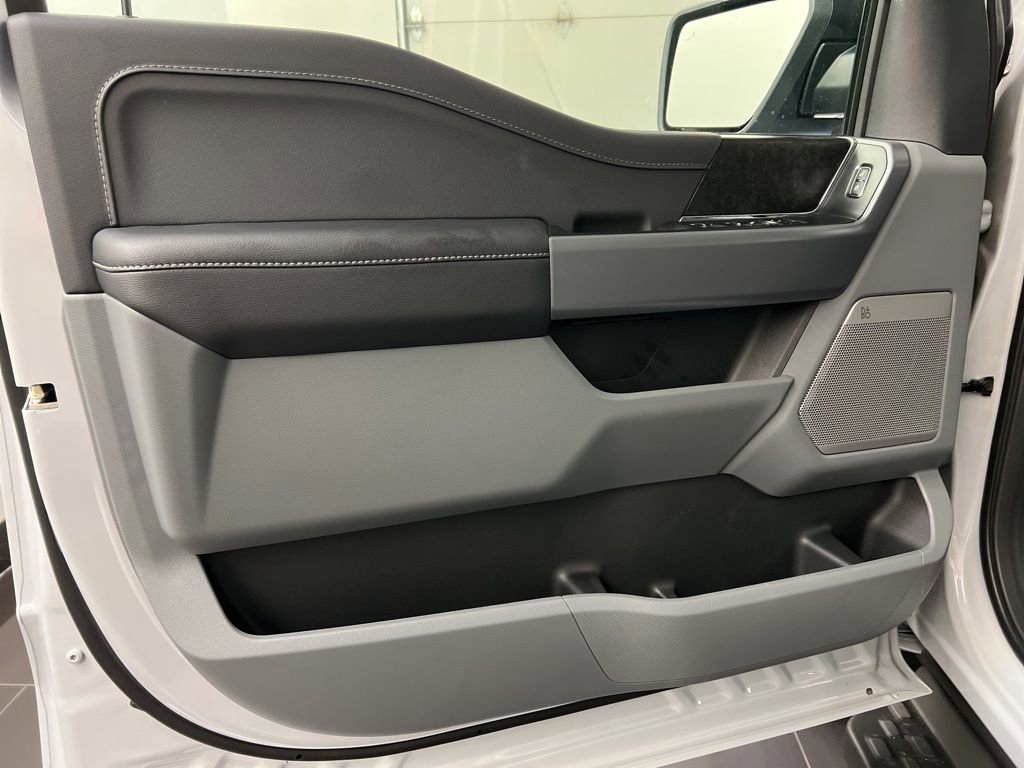 New 2025 Ford F150 Lightning Flash image 27