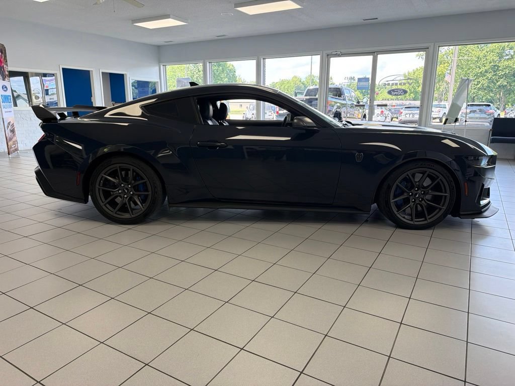 Used 2025 Ford Mustang Dark Horse w/ Dark Horse Handlin Package RWD image 5