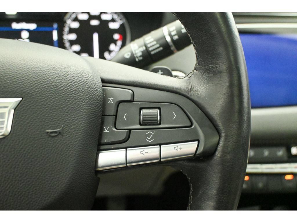 Used 2023 Cadillac XT4 Premium Luxury AWD/4WD image 43