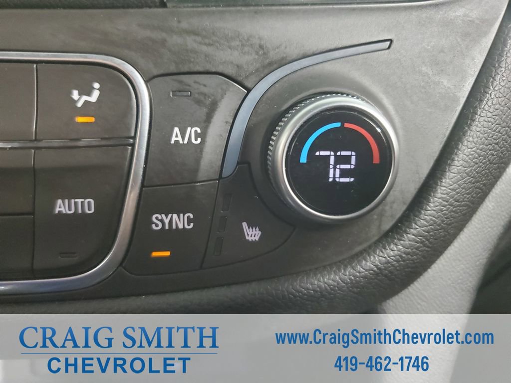 Used 2018 Chevrolet Equinox LT image 28