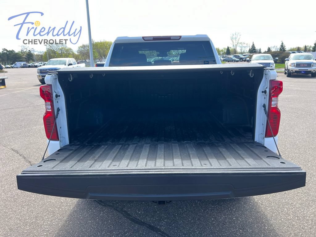 Certified 2023 Chevrolet Silverado 1500 Custom Trail Boss w/ LPO, Dark Essentials Package AWD/4WD image 12
