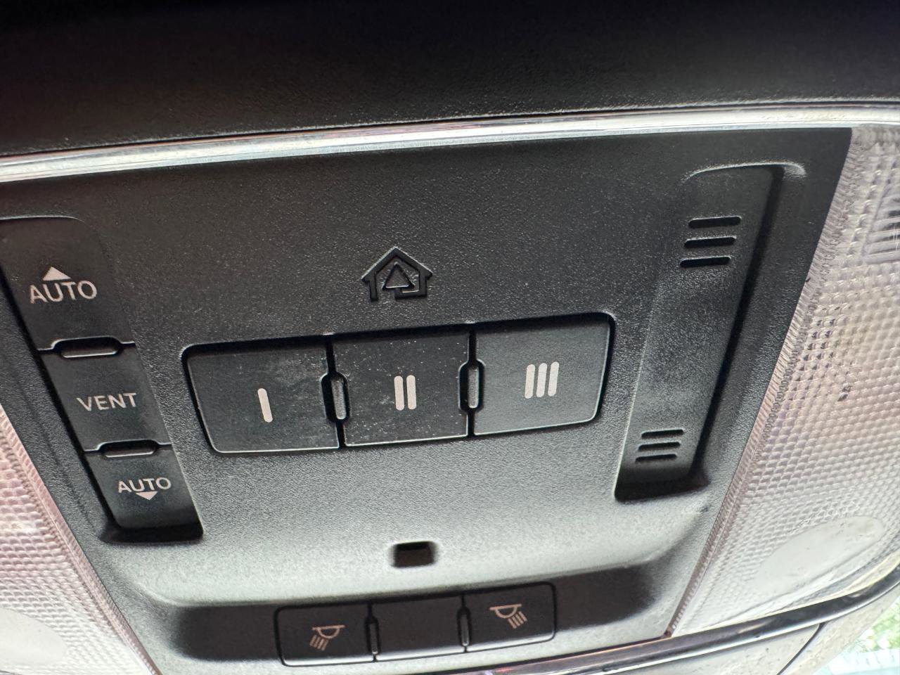 Used 2014 Dodge Charger R/T RWD image 24