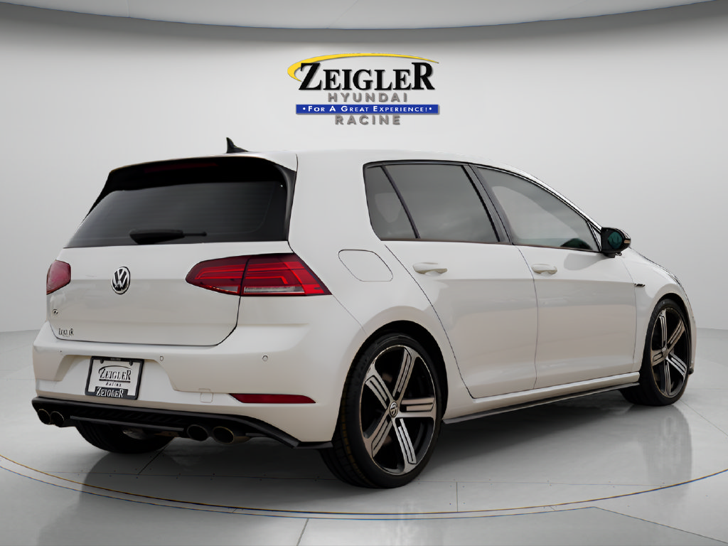 Used 2019 Volkswagen Golf R 4-Door AWD/4WD image 7