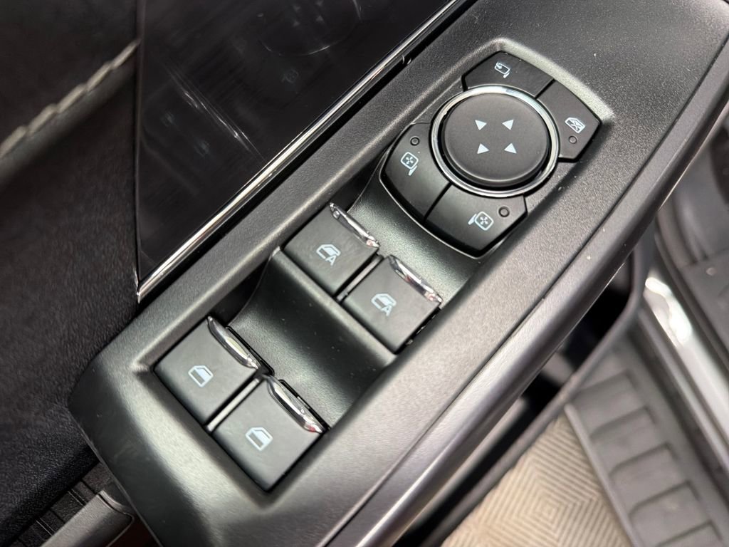 New 2025 Ford F150 Lariat w/ Equipment Group 501A Mid image 16