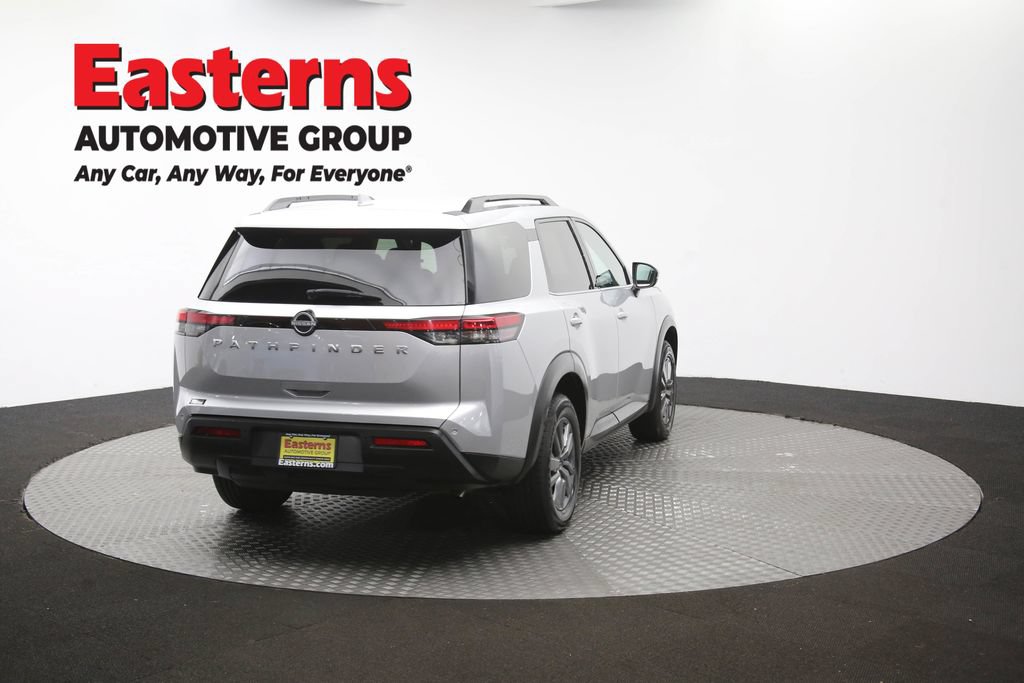 Used 2025 Nissan Pathfinder SV FWD image 45