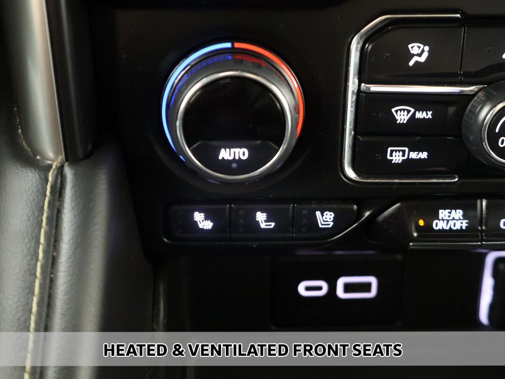 Used 2023 Chevrolet Suburban Premier AWD/4WD image 7