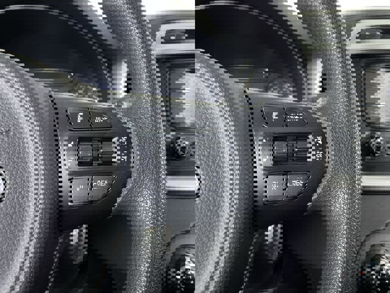 Used 2018 Kia Sorento L image 25